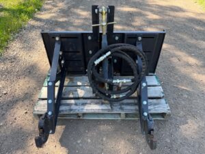 Wolverine 3-Point Hitch PTO Adapter Plate Hydraulic Skid Steer Attachment