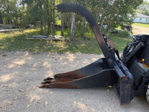 Preowned Jenkins Skid Steer Stump Grapple Bucket With Hydraulic Grapple