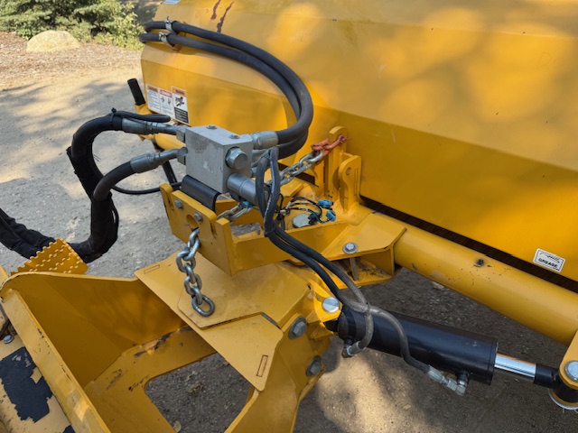 Preowned MB 84 Inch Skid Steer Hydraulic Angle Rotary Broom SOLD SOLD SOLD - Image 7