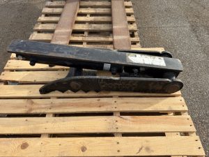 New Never Installed Gentec Brand Hydraulic Thumb