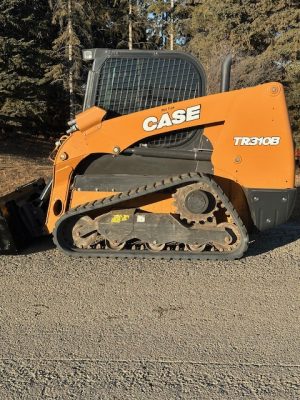 2021 CASE TR310B Skidsteer